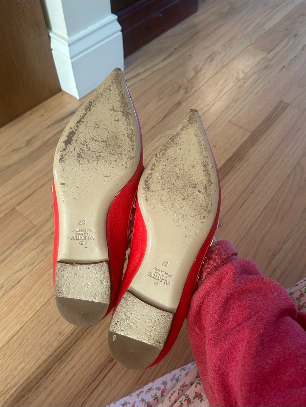 Valentino Red Pointed Rockstud Leather Flats in great condition! - Picture 9 of 11